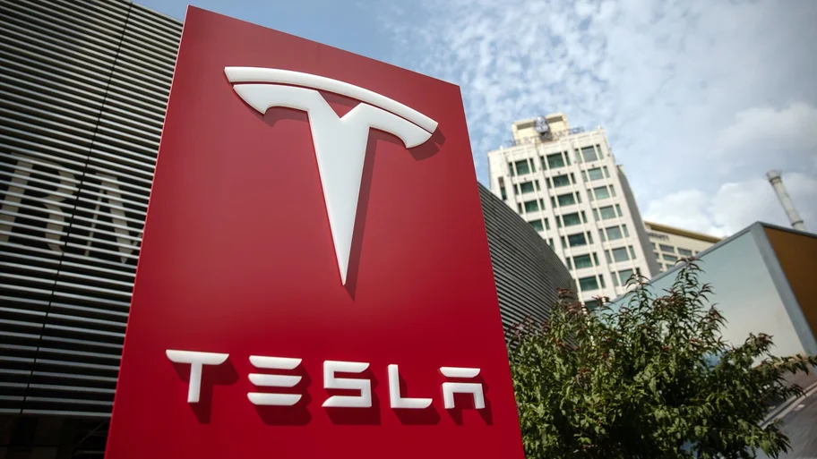 Tesla is hiring Customer Support